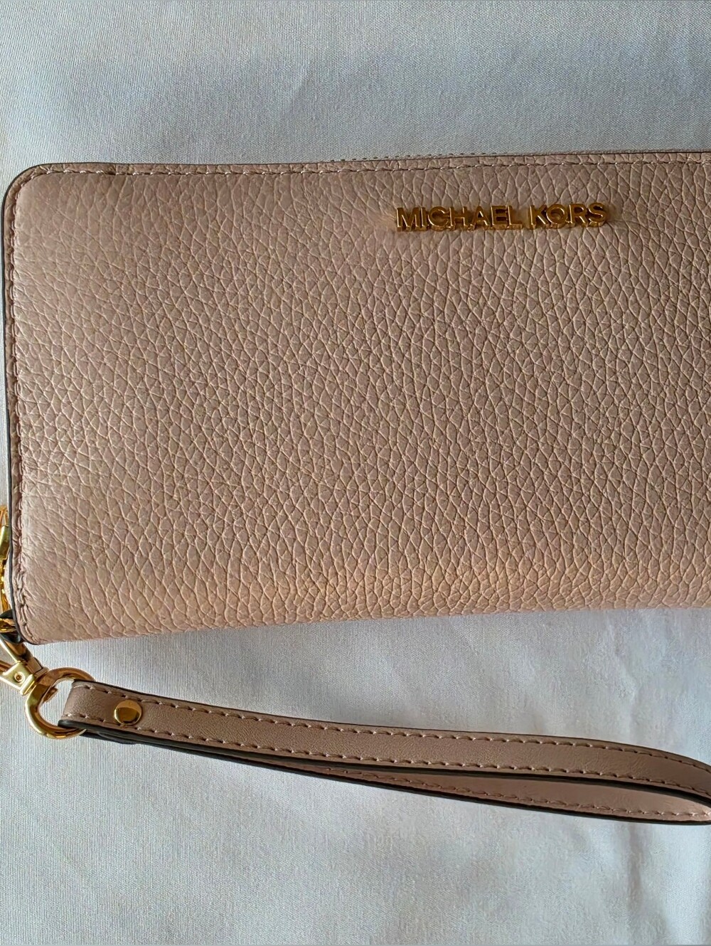 Michael Kors Pebbled Leather Blush Pink Continental Wristlet Wallet - Picture 5 of 5